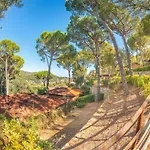 Mit Veranda, * Marina dʼAndora