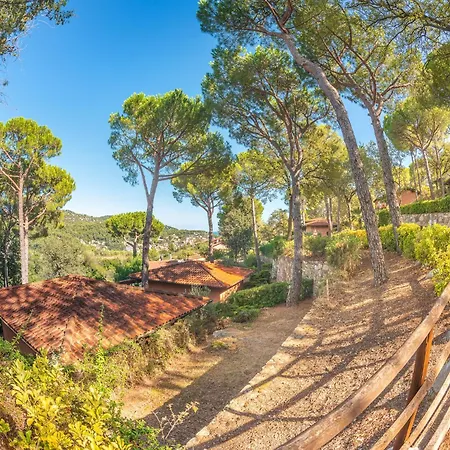 Mit Veranda, * Marina dʼAndora
